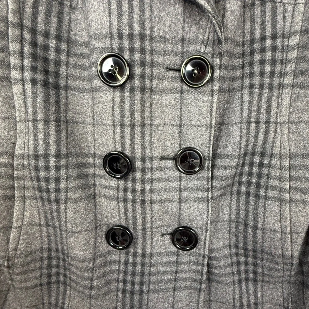 New York & Company Womens Gray Plaid Wool Peacoat 4 preppy dark academia